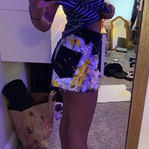 Painted Highwaisted shorts